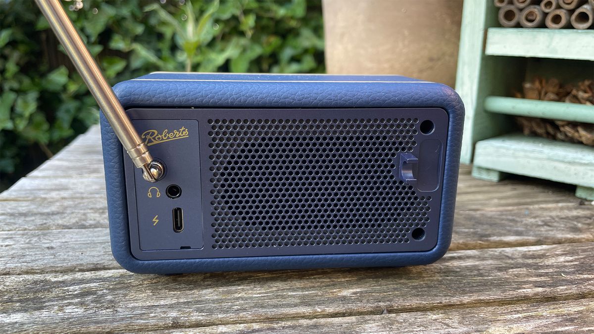 Roberts Revival Petite 2 internet radio
