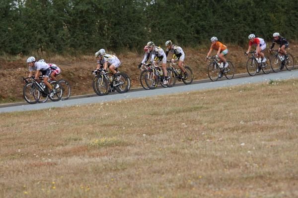The break was driven mainly by Cervelo Test Team and HTC - Columbia Women.