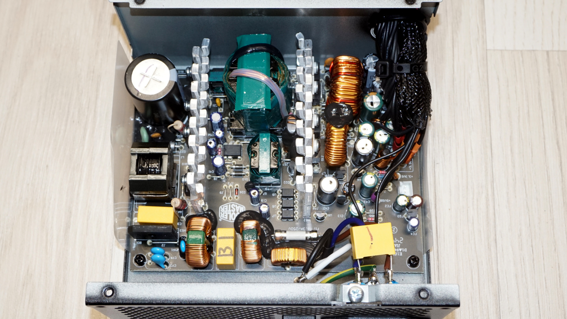 Cooler Master Elite NEX W600