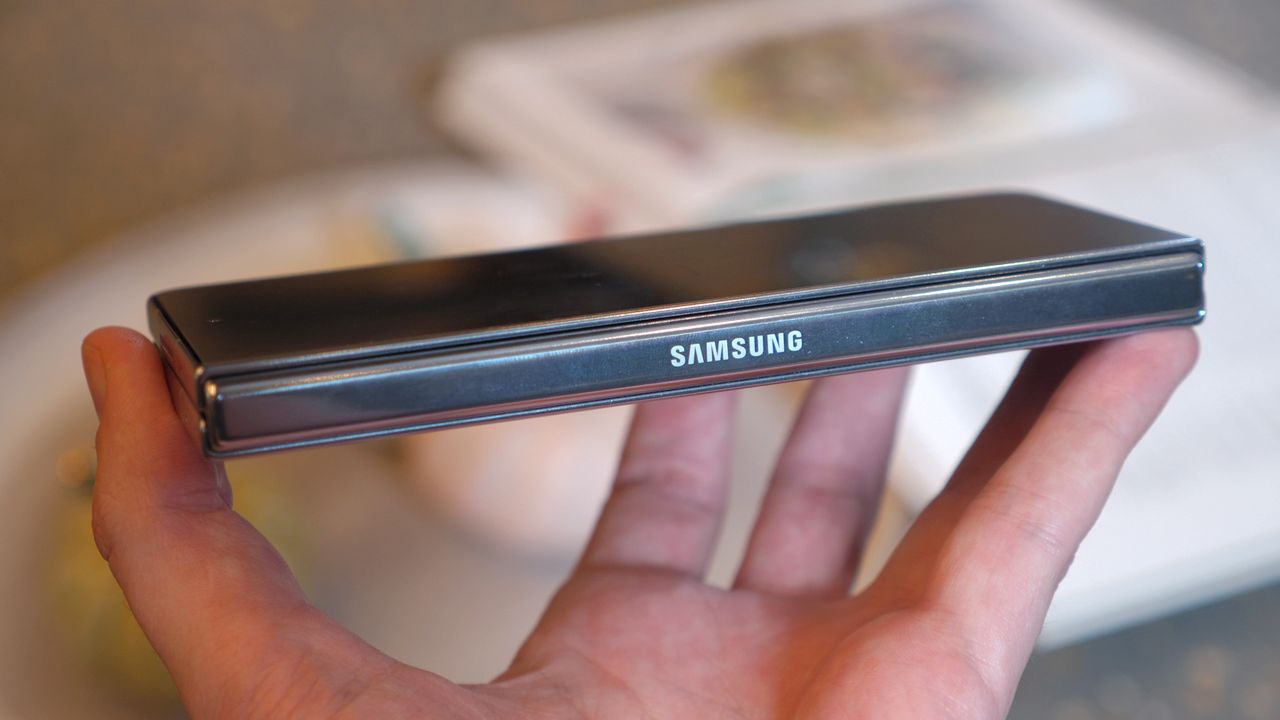 Samsung Galaxy Z Fold 5
