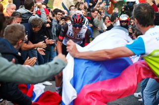 Il Lombardia 2021 - 115th Edition - Como - Bergamo 239 km - 09/10/2021 - - photo Pool Luca Bettini/BettiniPhotoÂ©2021