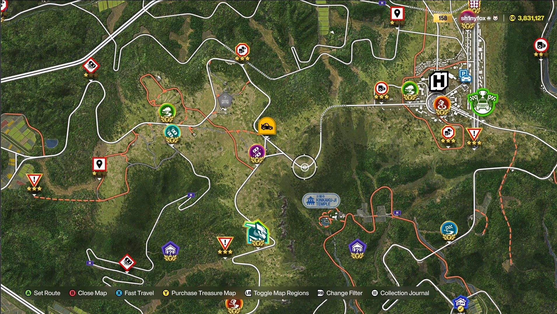 Selecting a point on the Forza Horizon 6 map to fast travel to.
