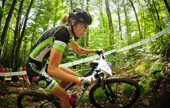 Maghalie Rochette (Powerwatts-FTTime) riding in the top ten