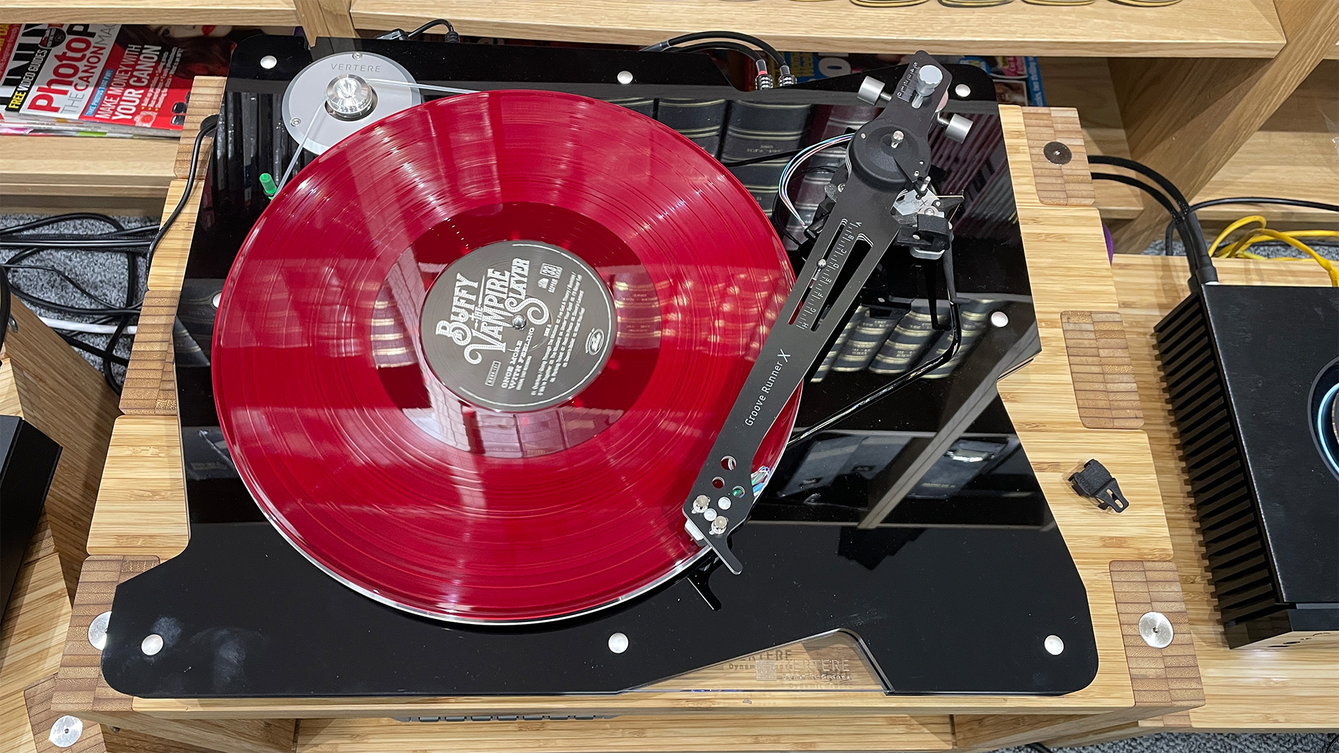Vertere DG-X turntable