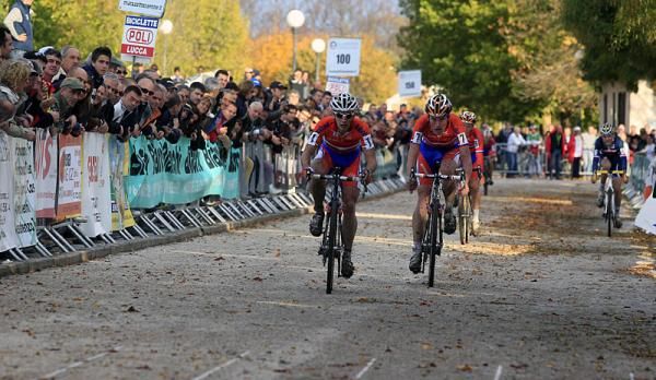 The Netherlands put on a show in the U23 race, sweeping all of the podium positions.