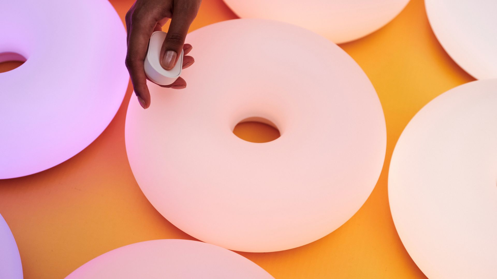 IKEA VARMBLIXT smart lighting