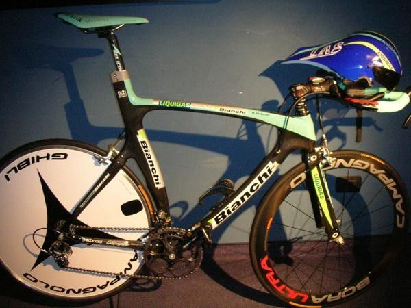 Magnus Backsted's Liquigas-Bianchi XL Bianchi D2 Crono Carbon