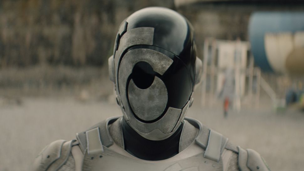 After Murderbot’s Early Season 2 Renewal From Apple TV+, I Love What The Stars Told Us About Doing It ‘Over And Over Again’