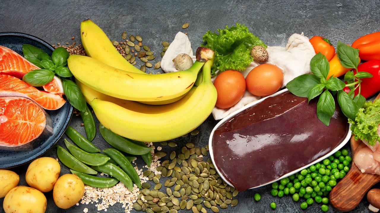 vitamin b12 foods including liver and eggs