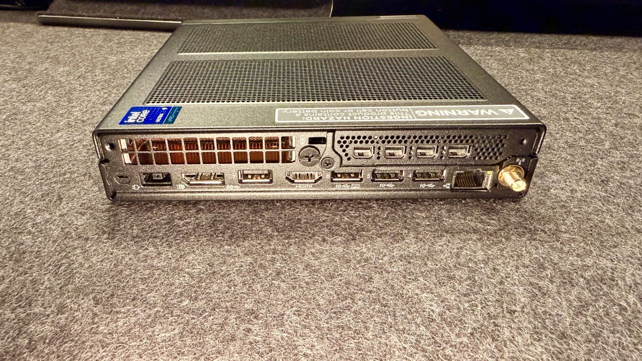 Lenovo | P3 Tiny Gen 2