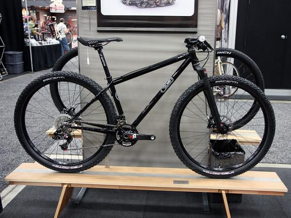 Cielo adds new small and extra-small sizes to its 29" hardtail range - only those sizes will use 650b wheels for a more appropriate fit.