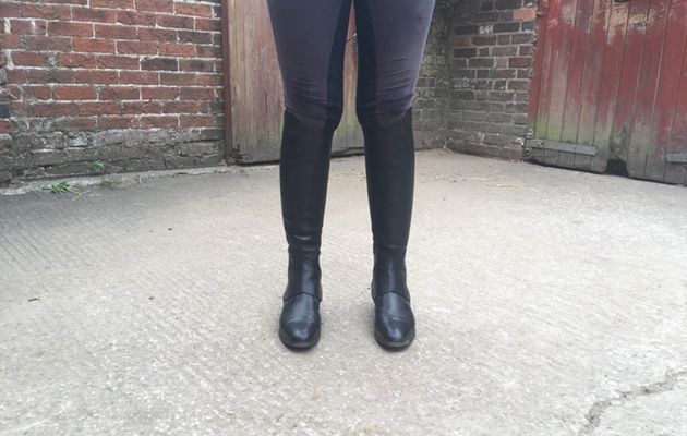 Ariat Kendron Half-Chap review