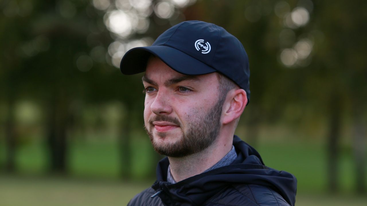 10 Essential Winter Golf Items