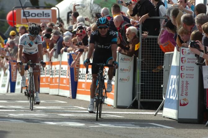 Sergio Henao (Sky Procycling) crosses the line in second