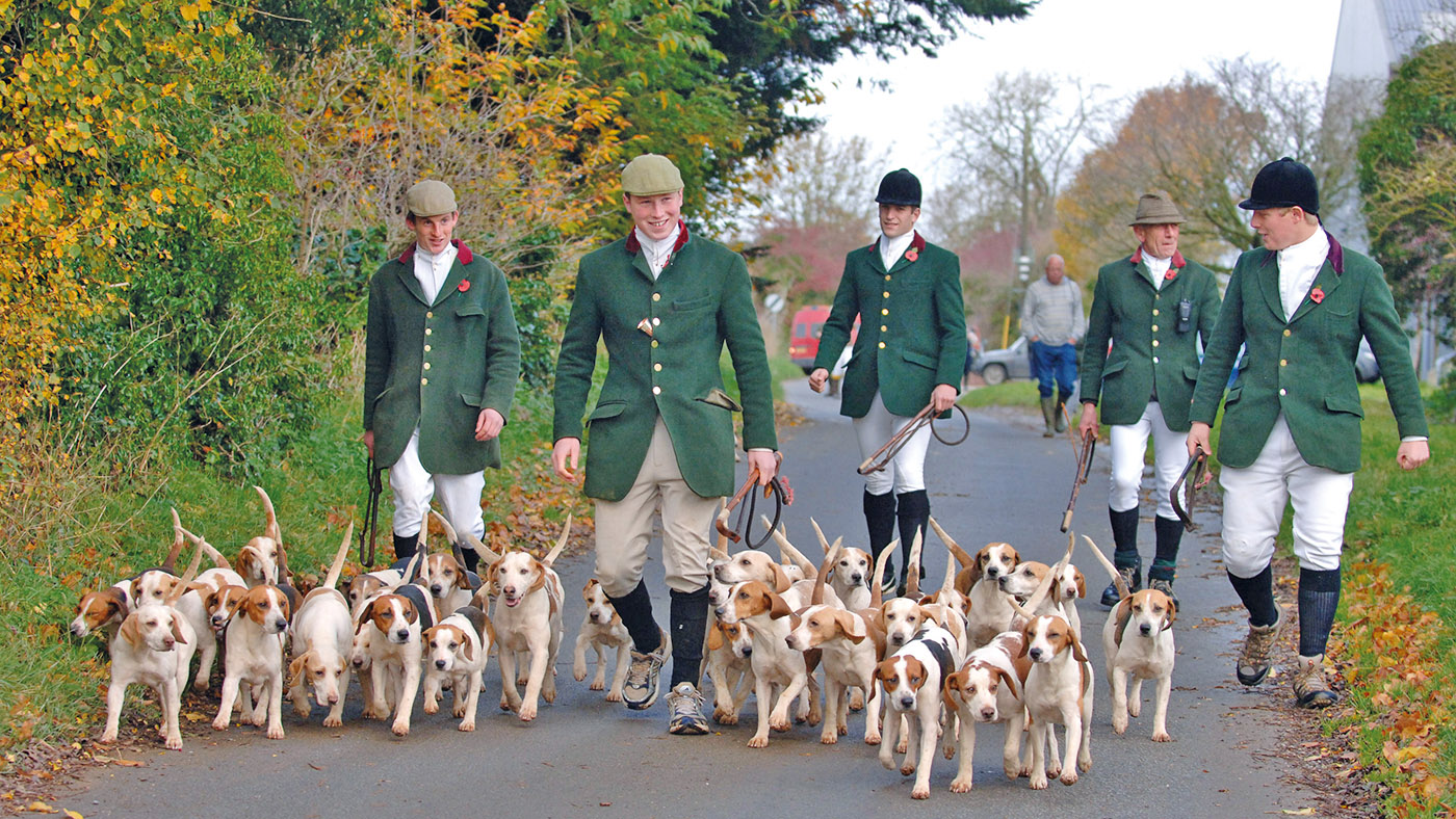 015 - leaving the meet, green jackets
