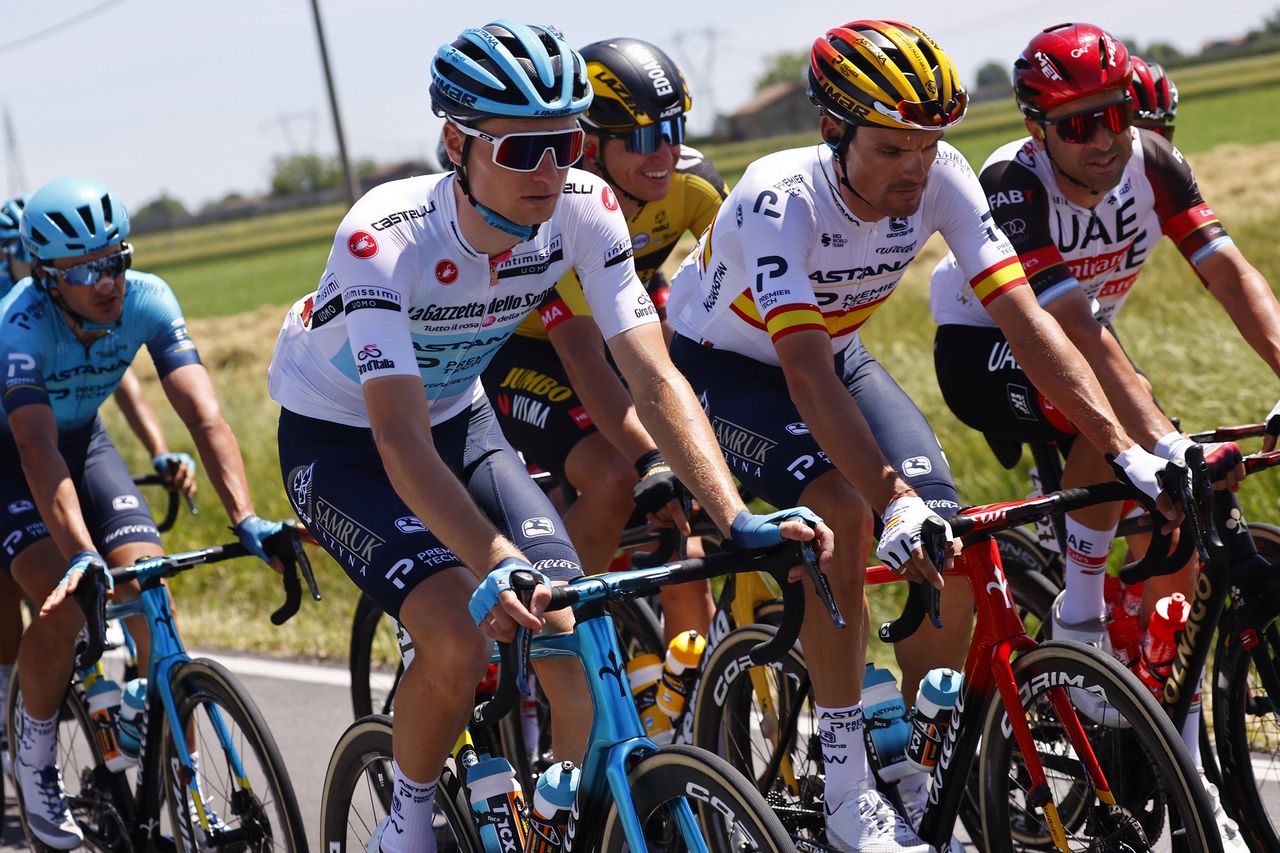 Giro dItalia 2021 104th Edition 13th stage Ravenna Verona 198 km 21052021 Aleksandr Vlasov RUS Astana Premier Tech photo Luca BettiniBettiniPhoto2021