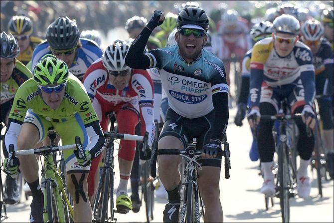 Mark Cavendish (Omega Pharma Quick Step) celebrates victory at the end of stage 2
