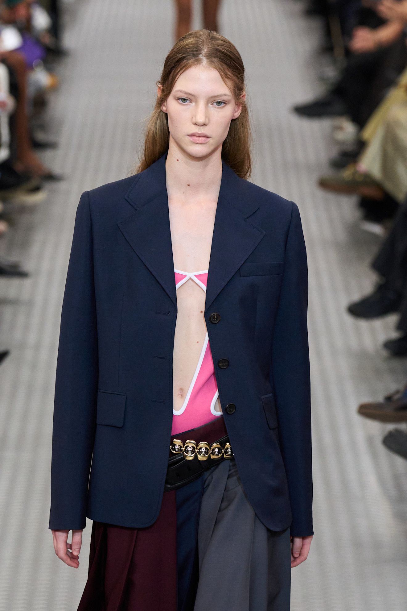 TUfL5TKYezcTgCy5okbvaJ-320-80 2025 年に向けて新鮮さを感じる 8 つの洗練された色の組み合わせ