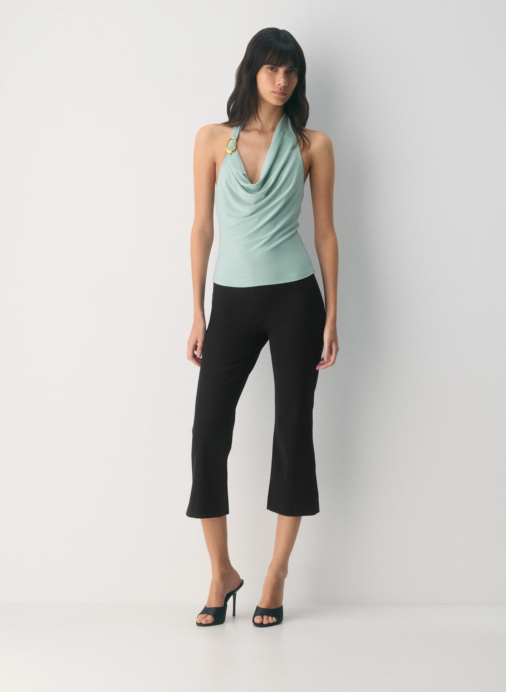 Smooth Matter&amp;trade; Decanter Halter Top