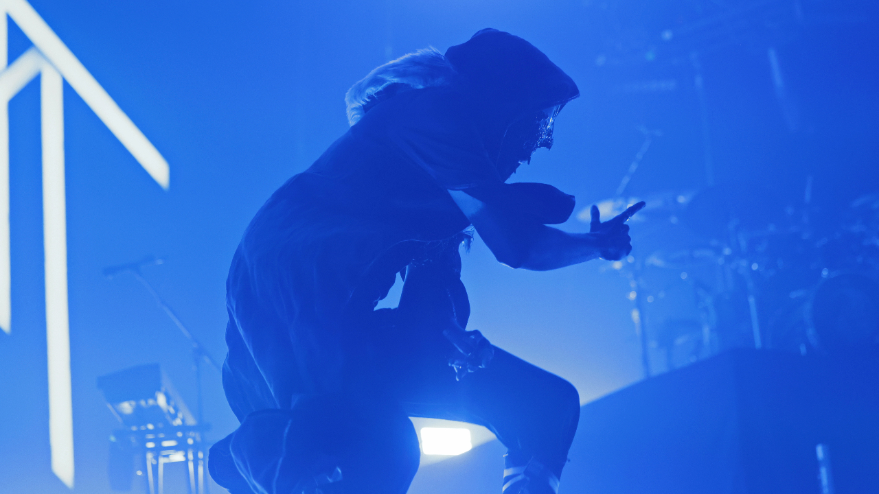 Vessel on stage