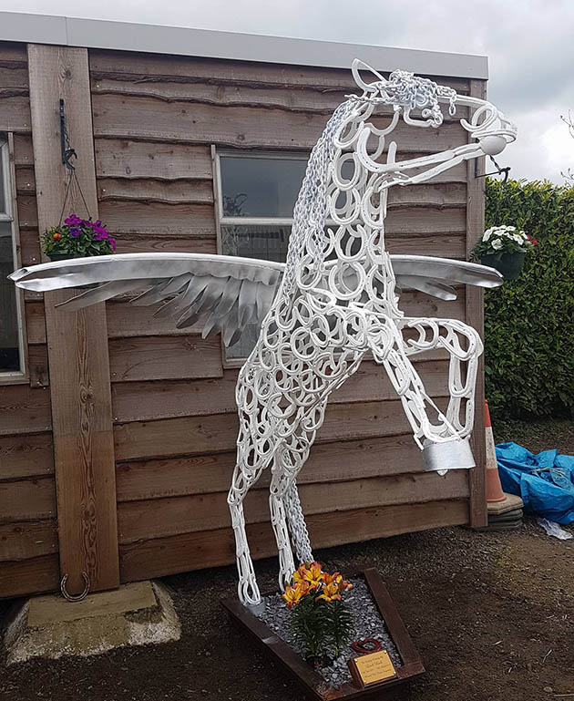 Leah sculpture