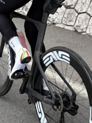 Una bicicleta de contrarreloj normal y corriente 