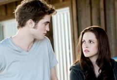 Breaking Dawn will be split into two movies - Robert Pattinson and Kristen Stewart 