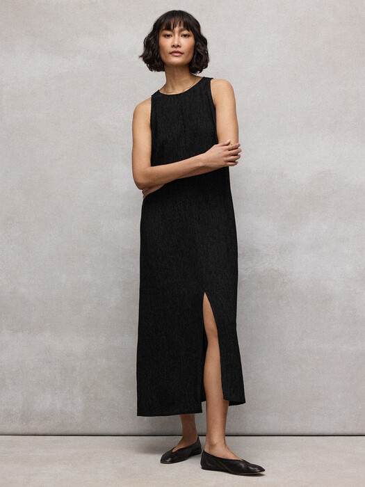 Woven Pliss&amp;eacute; Round Neck Dress