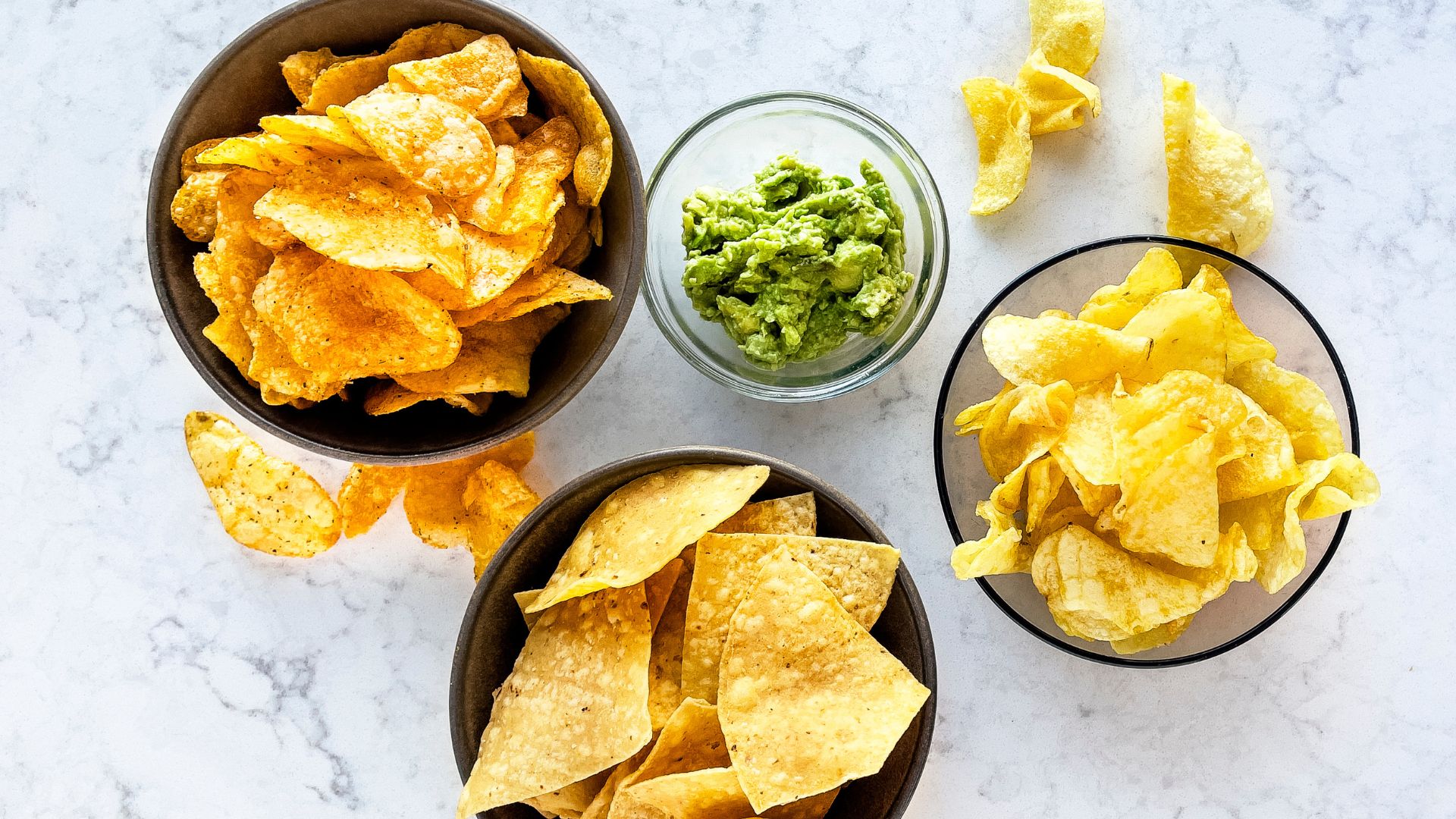Nacho chips and guacamole