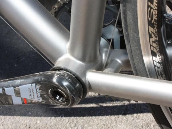 The new Vamoots RSL is designed to use the new press-fit BB30 bottom bracket.