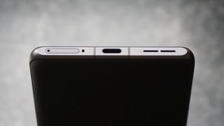 OnePlus 12R review USB