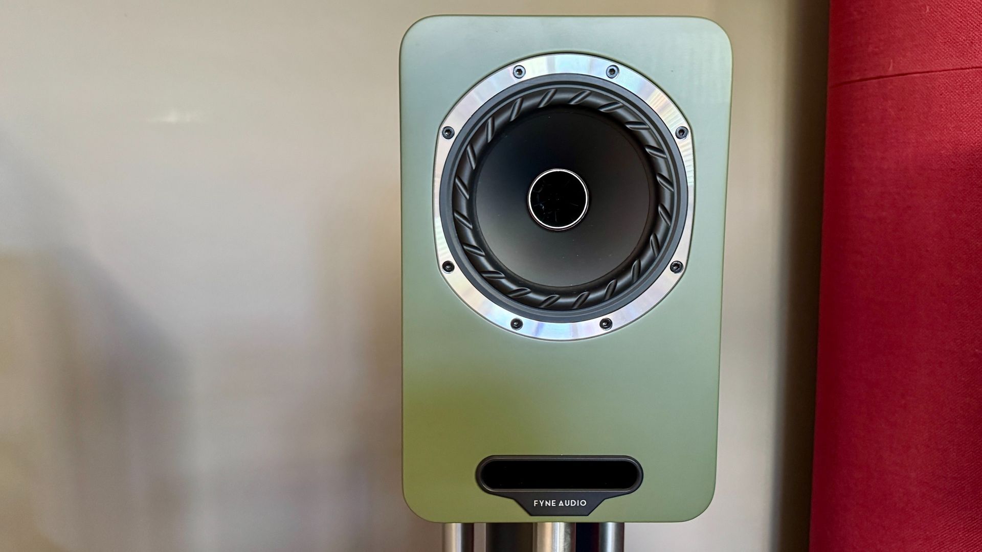 Fyne Audio Cubitt 5 stereo speaker