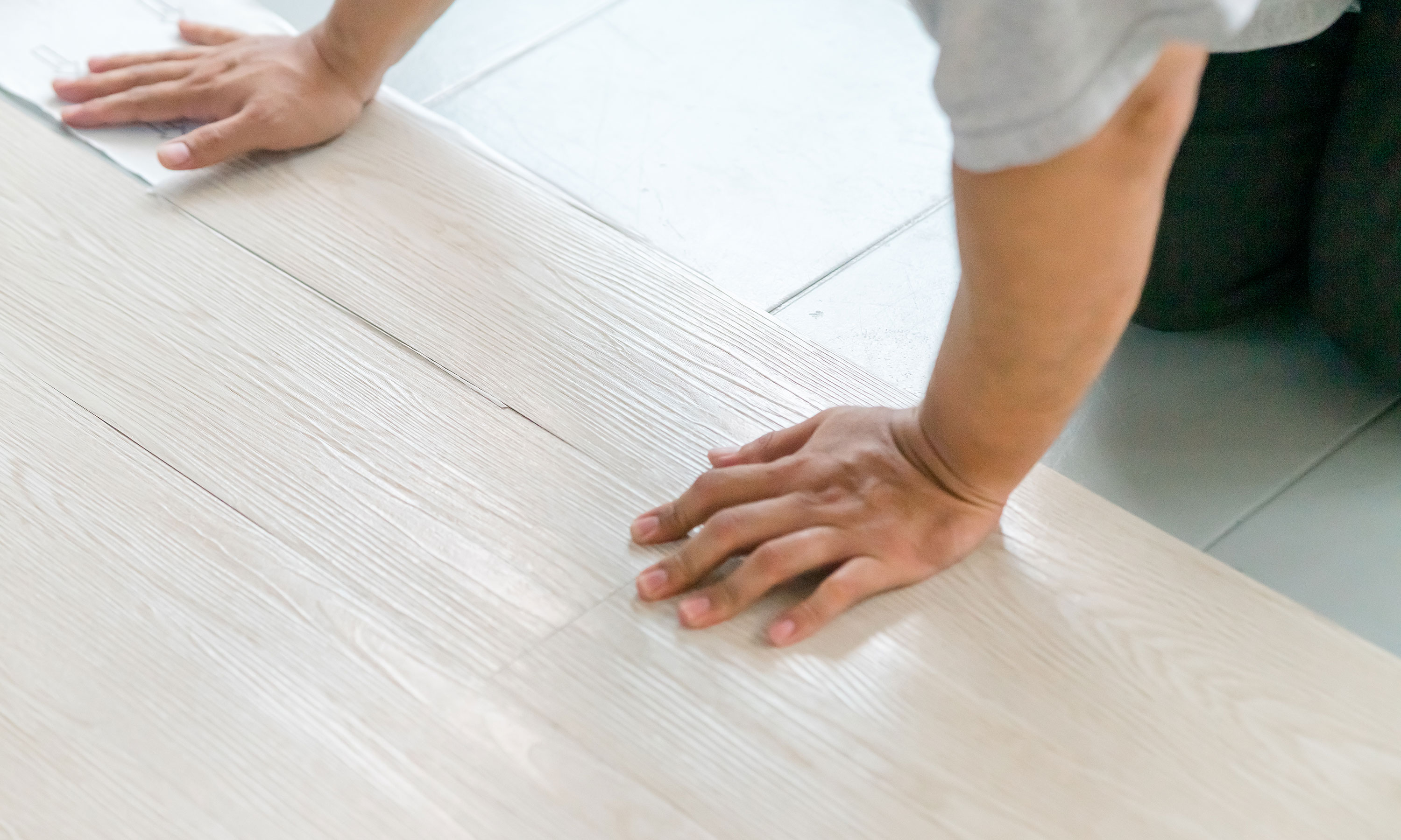 How to install vinyl plank flooring – lay it yourself like a pro | Real  Homes