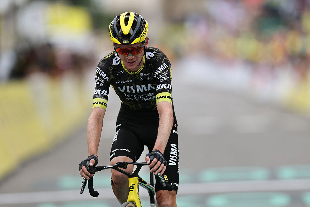 Team Visma | Lease a Bike's US rider Sepp Kuss cycles to the finish line of the 20th stage of the 113th edition of the Tour de France cycling race, 170,9 km between Le Bourg-d'Oisans and Alpe d'Huez in the French Alps, on July 25, 2026. (Photo by Anne-Christine POUJOULAT / AFP)