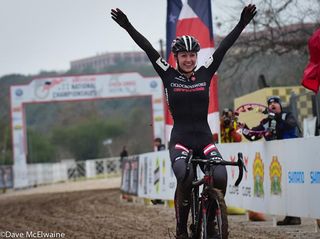 Junior Women - White claims junior women's 17-18 cyclo-cross title in Austin