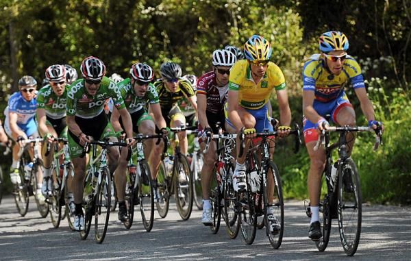 Race leader Nicolas Baldo (Atlas Jakroo), second from right, on the Black Hills climb