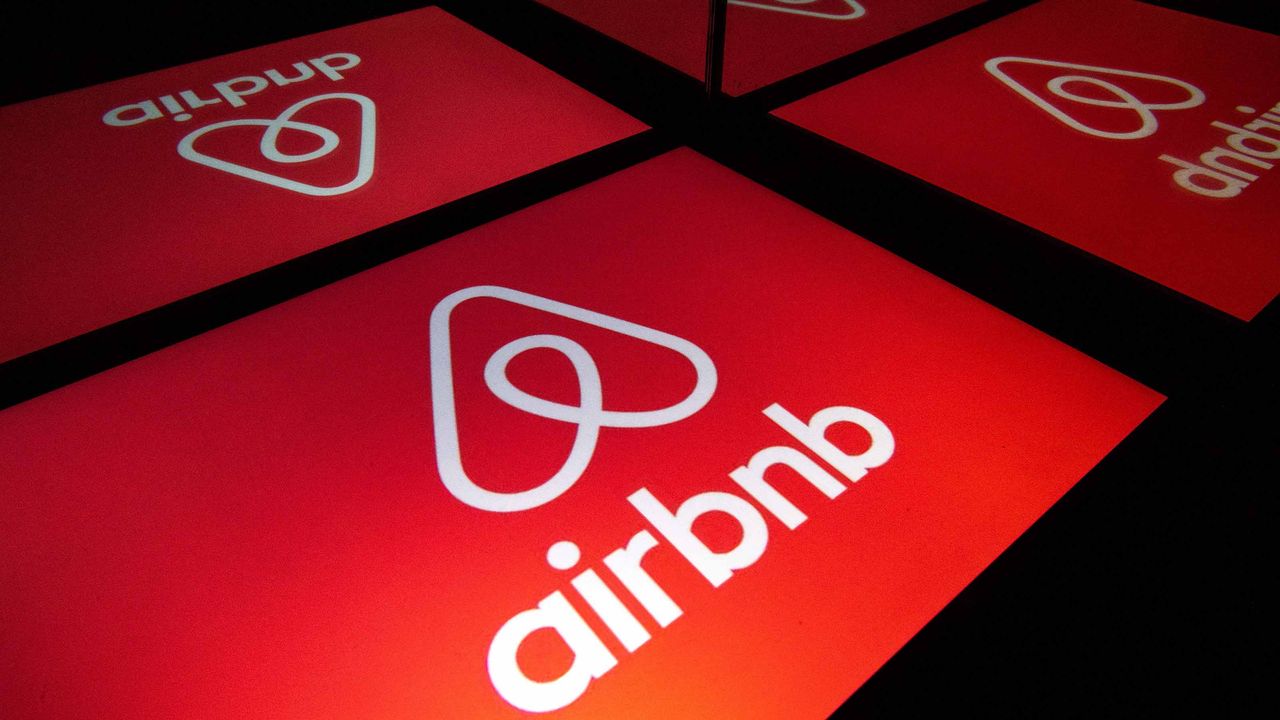 Airbnb logo