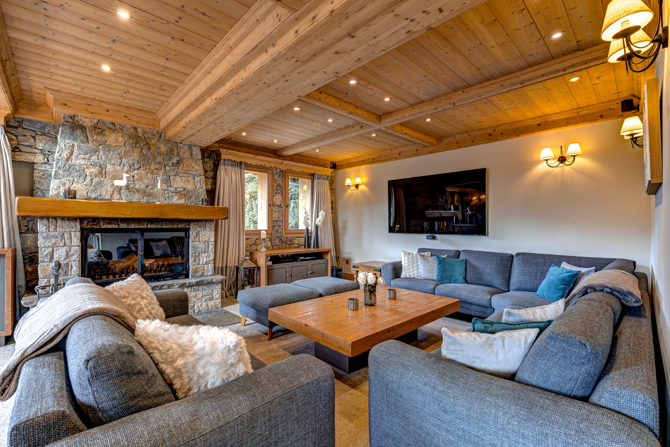 Images of the glorious chalet genepi