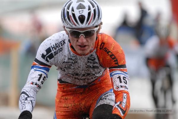 Tomas Paprtska in the early stages of the race.