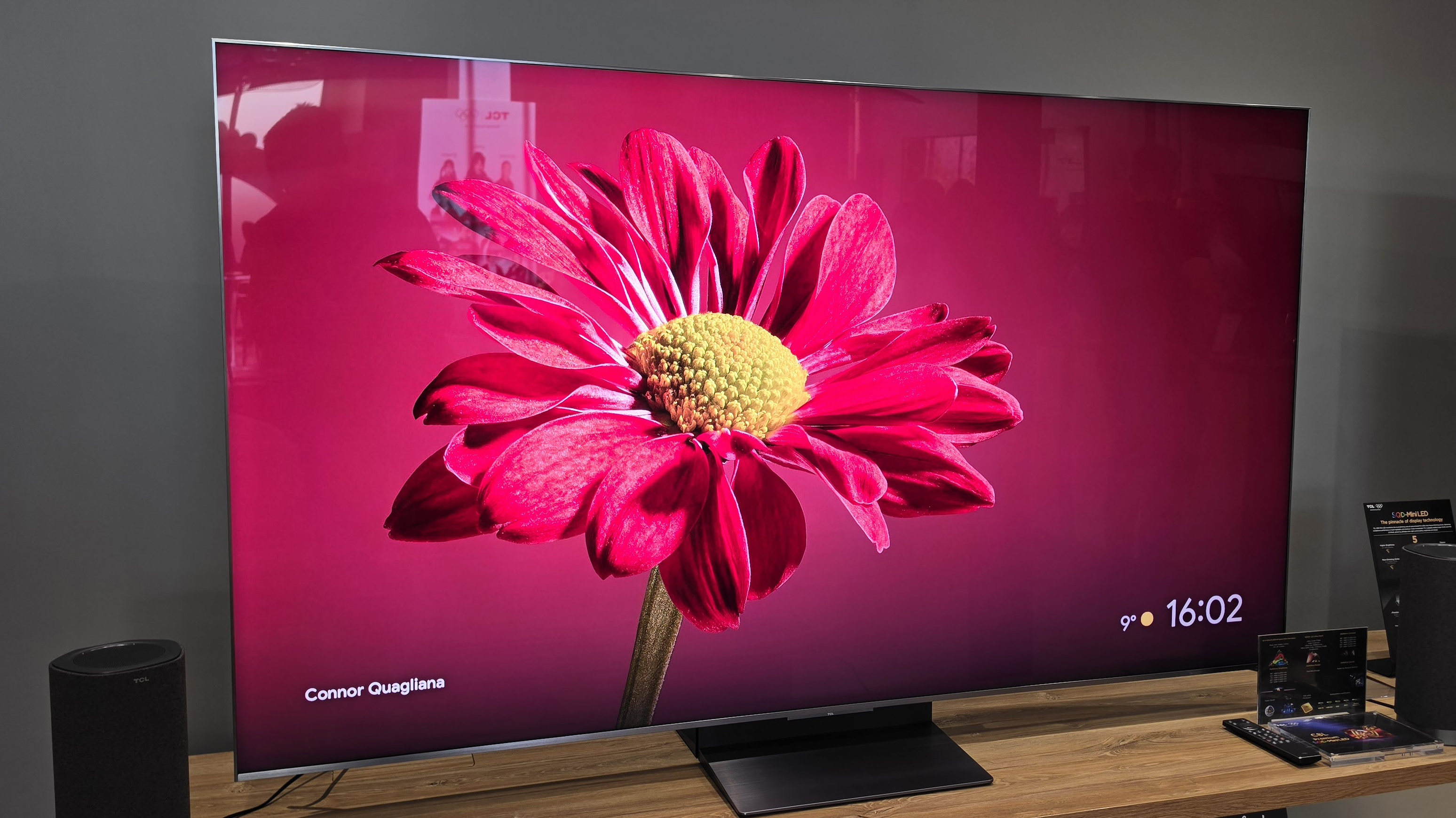 TCL C8L SQD Mini-LED TV