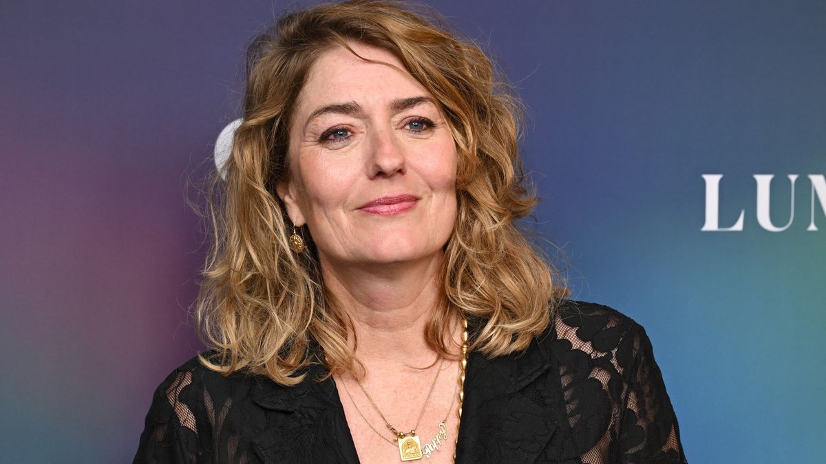 'No-one was looking because I am middle-aged', says Anna Chancellor ...
