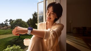 Image depicts a women wearing fitness gear and the new Huawei FIT 3 watch