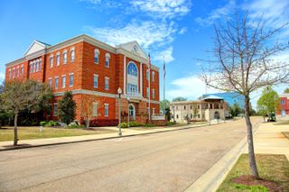 town hall in Mississippi, USA