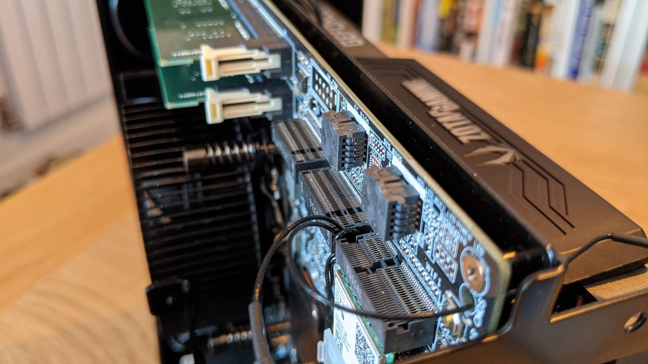 Zotac Zbox Magnus One ECM73070C