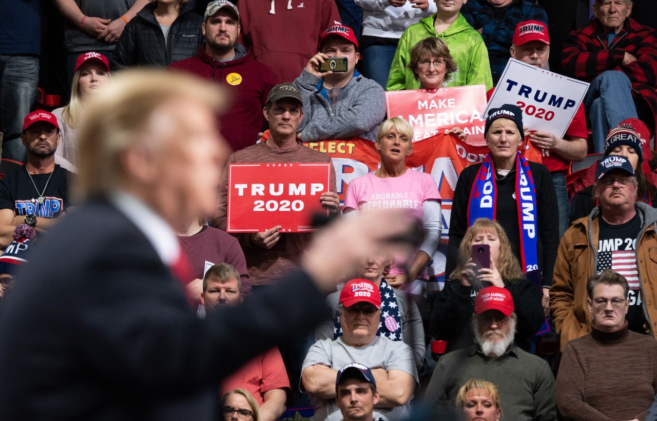 Trump speaks in Green Bay, Wi