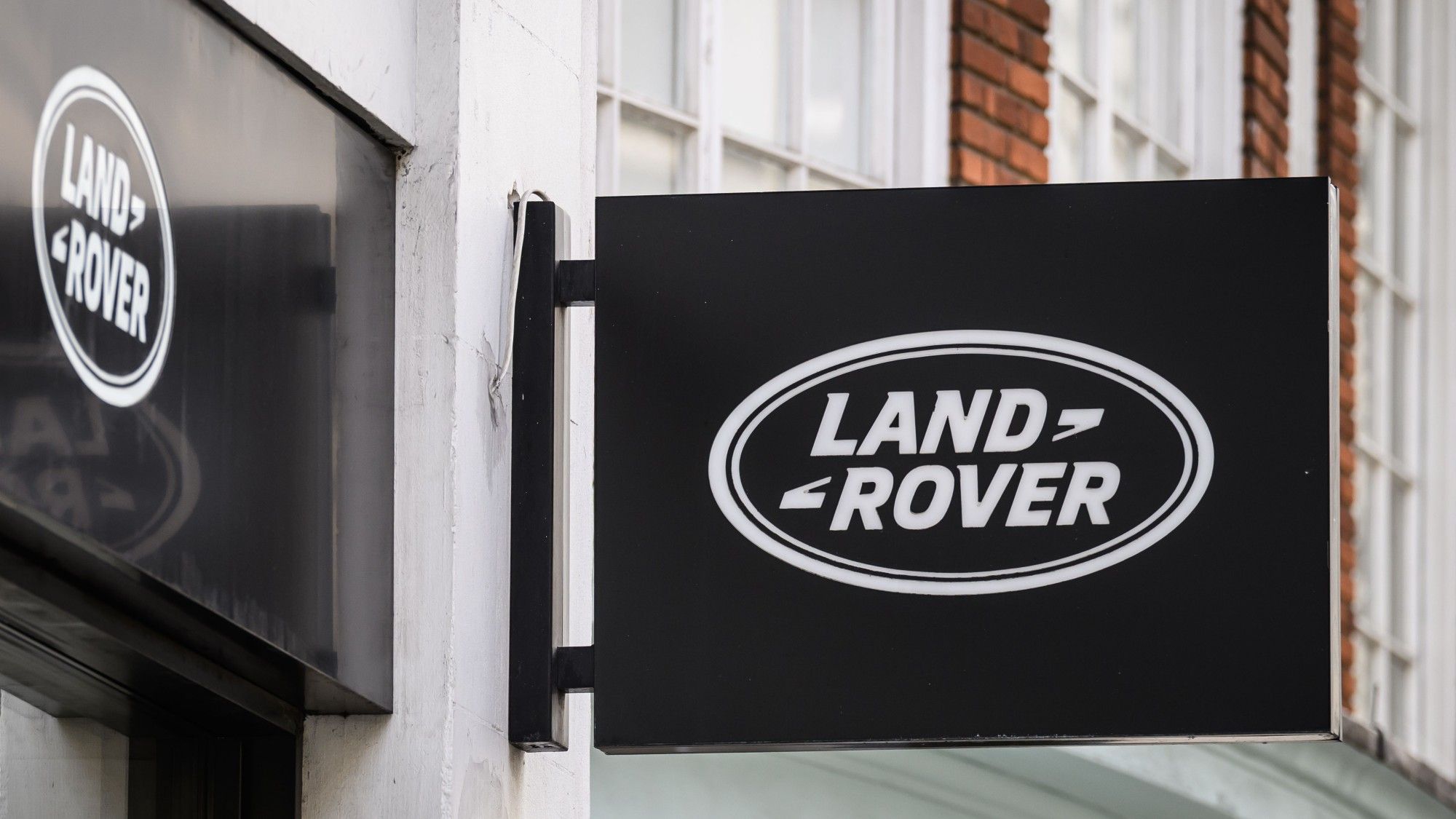 Jaguar Land Rover : a threatened species