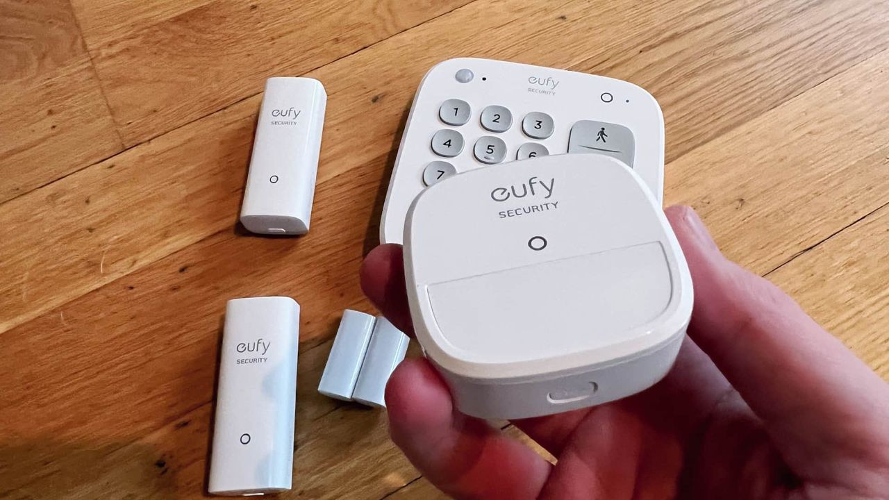 Eufy Security Home alarm kit
