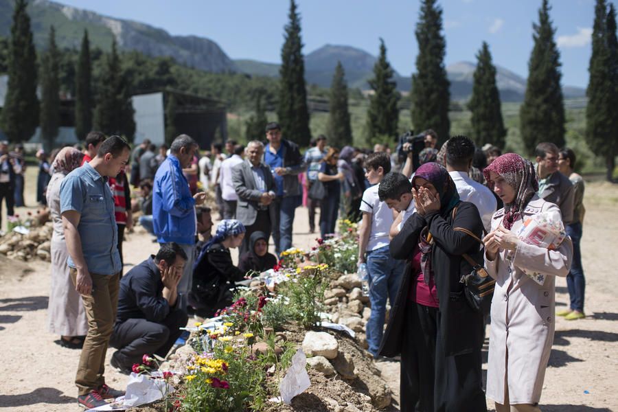 Report: Company execs among those arrested in deadly Turkish mine disaster