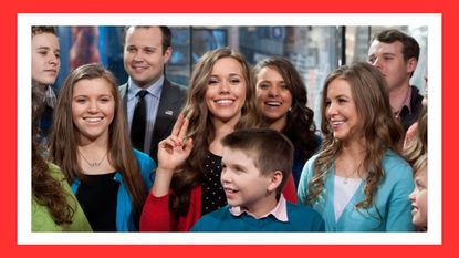 Is Jessa Duggar estranged from her family? Pictured: The Duggar Family on Extra TV in 2014
