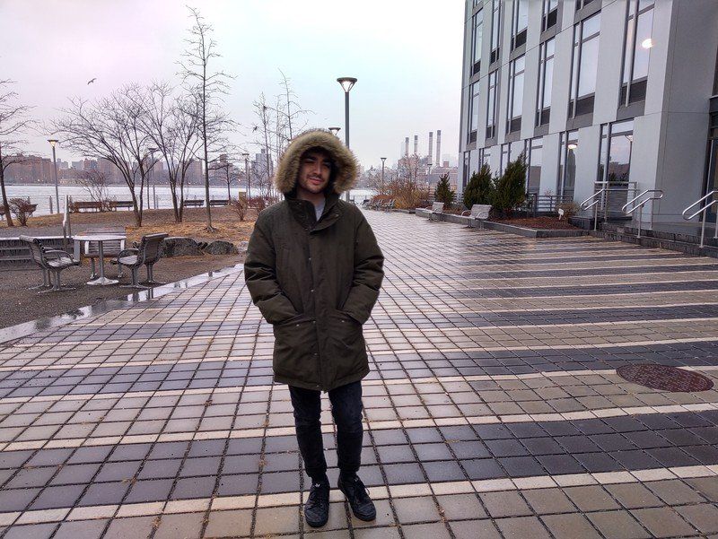 Motorola RAZR camera samples